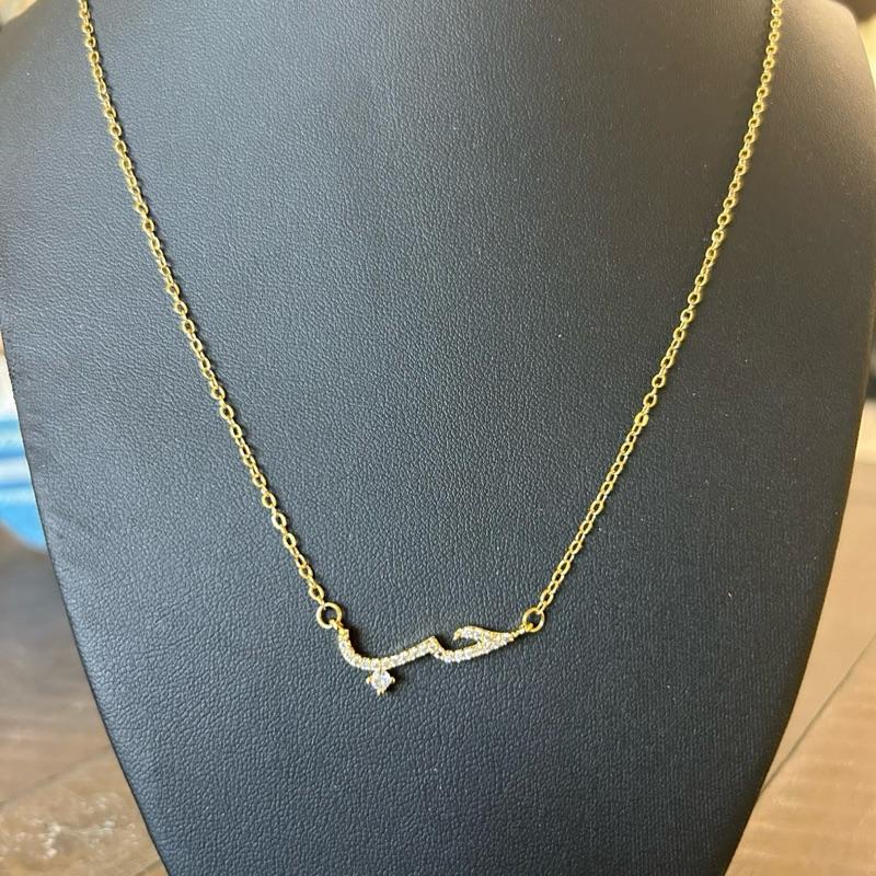 Hob Necklace - Arabic Calligraphy for Love حب, Gold-Plated Chain with Decorative Design