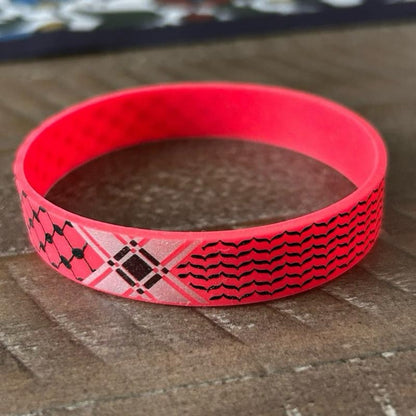 Silicone Keffiyeh Bracelet – Red or White Wristband