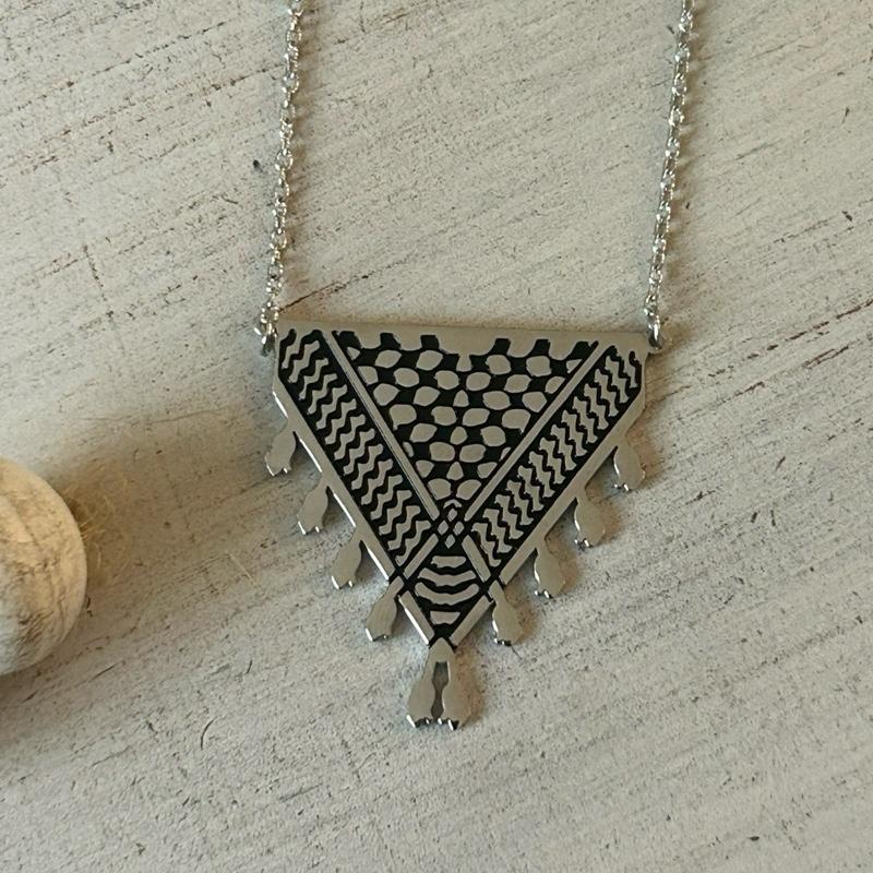 Palestinian Keffiyeh Necklace – Gold or Silver Tatreez Chain