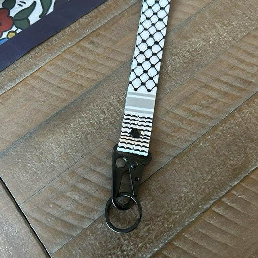 Palestinian Keffiyeh Wristlet Keychain – Kufiya Pattern Wrist Strap Key Fob