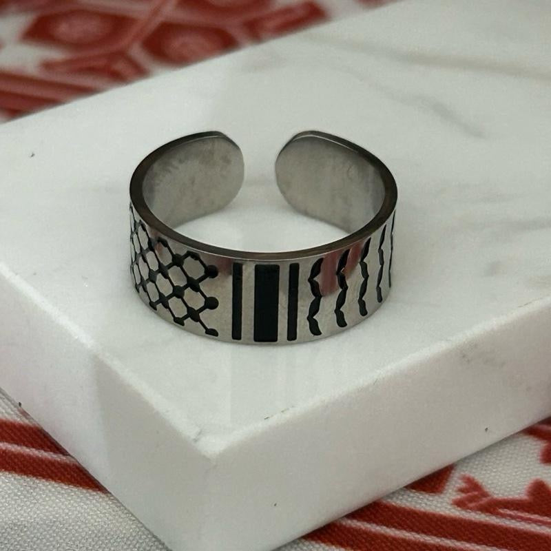 Palestinian Kufiya Pattern Adjustable Ring – Silver Engraved Keffiyeh Band
